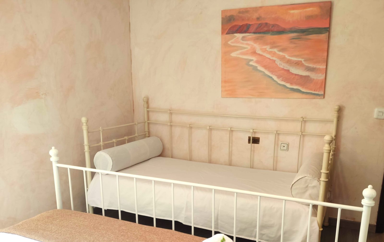 Emma · Dormitorios y baños de Villa Santos