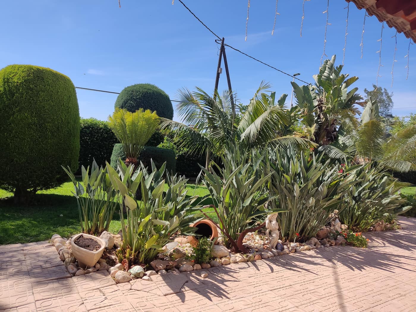 Jardín y exteriores de Villa Santos